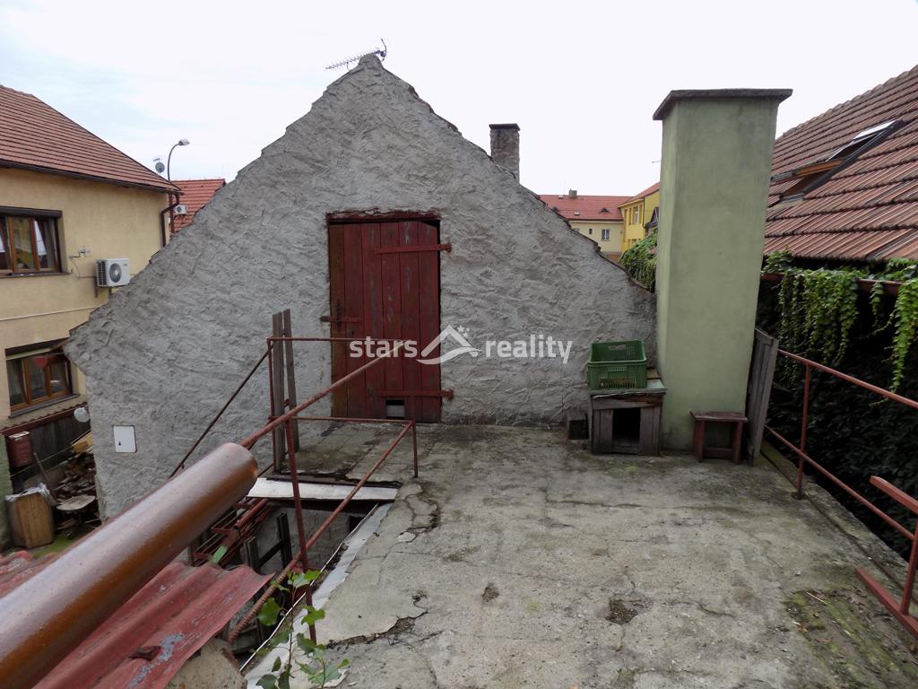 Prodej domu 3+1, na pozemku 182 m2 v Lužci nad Vlt.