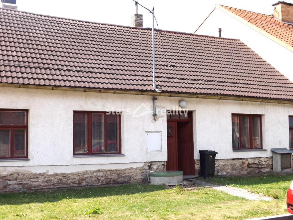 Prodej RD 2+1 s pozemkem 559 m2 v obci Kamenice u Jihlavy