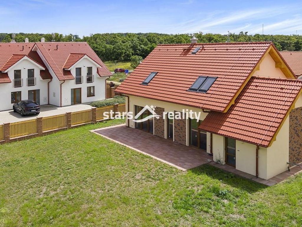 Prodej novostavby RD 5+kk s garáží, Veltrusy okr. Mělník