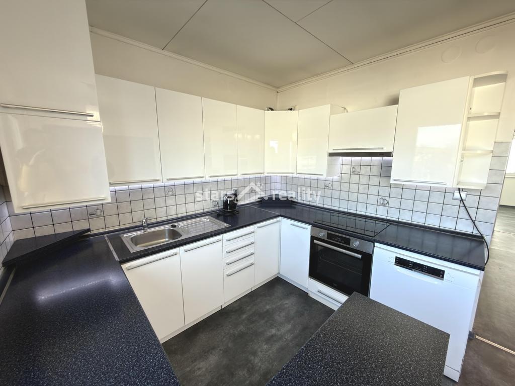 Prodej bytu 3+1, 75 m2, OV, ul. Jarní - Úžice