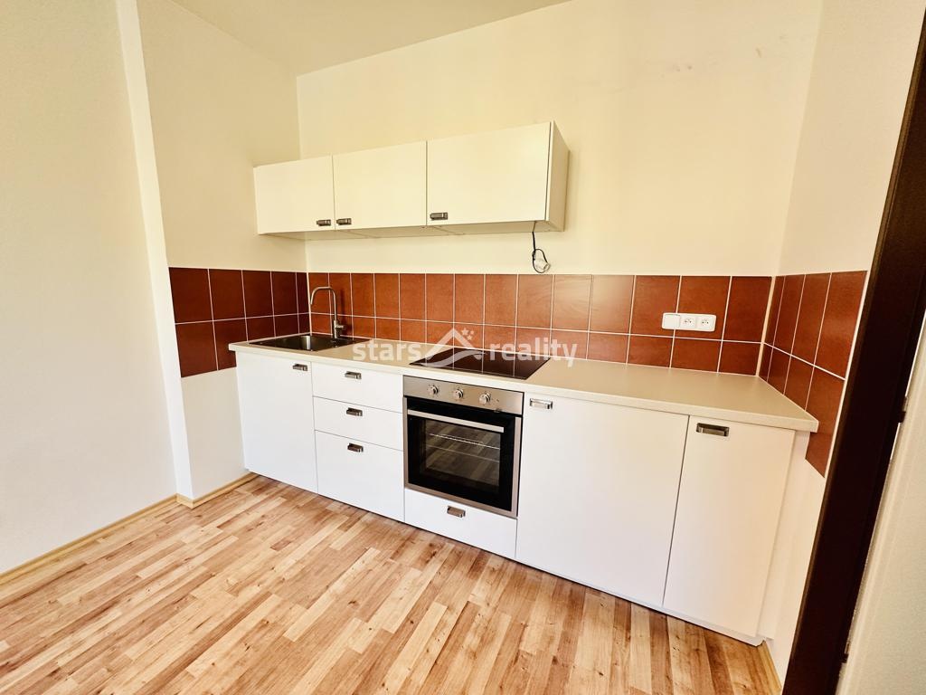 Pronájem bytu 2+1, 84 m2, Kralupy n. Vlt. ul. Havlíčkova