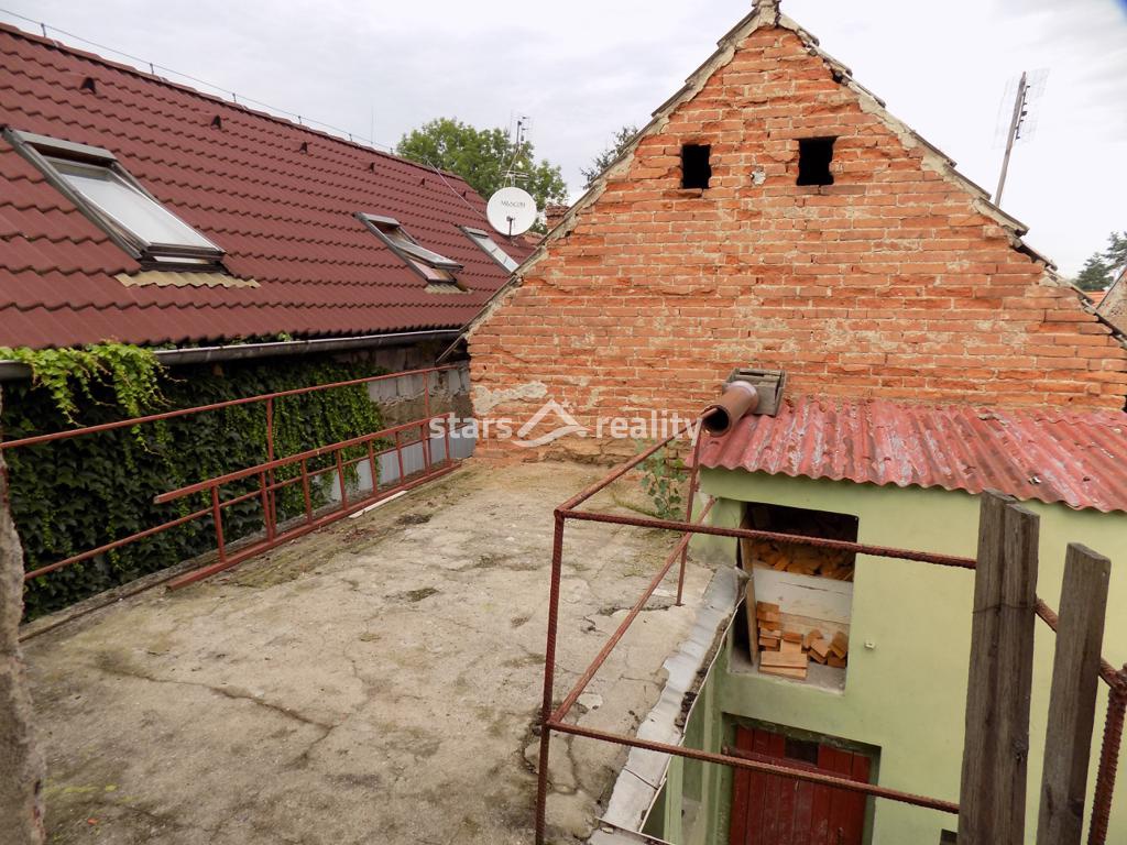 Prodej domu 3+1, na pozemku 182 m2 v Lužci nad Vlt.