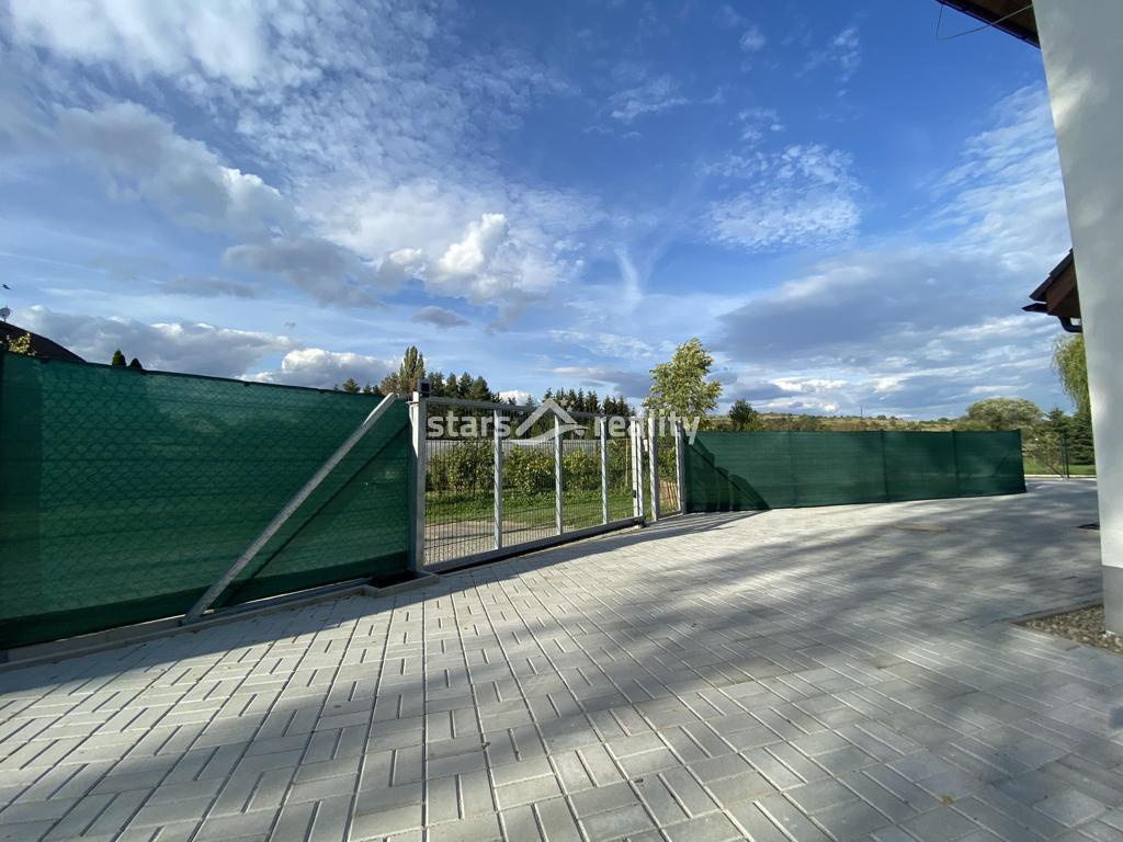 Prodej RD 5+kk, 117 m2 s pozemkem 504 m2, Kralupy n.Vlt. - Zeměchy