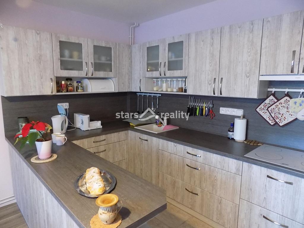 Prodej rodinného domu 5+1, Sány