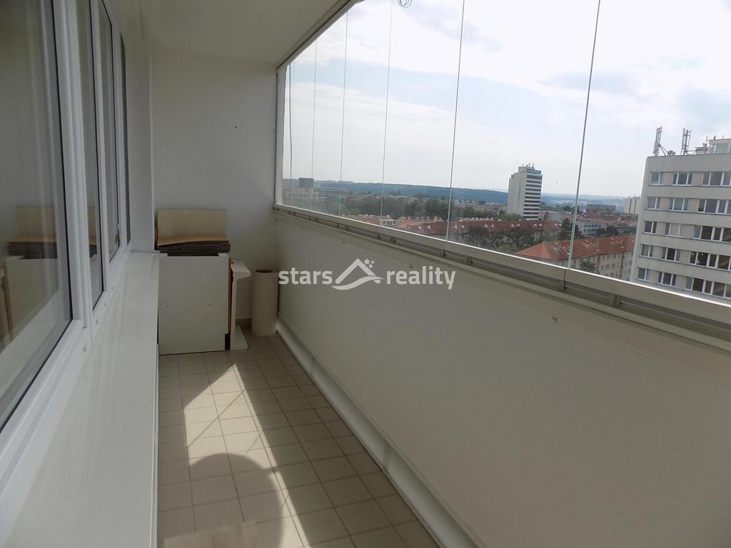 Pronájem bytu 3+kk se zasklenou lodžií, Praha - Krč