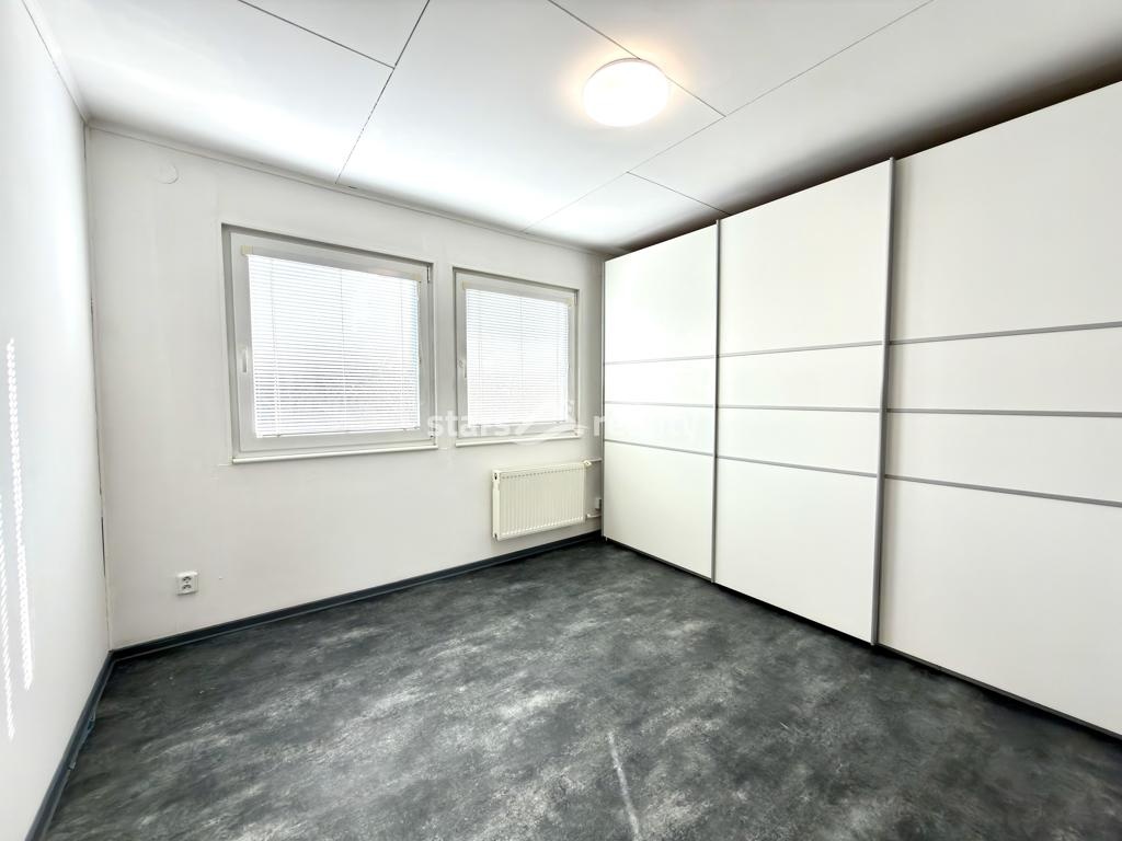 Prodej bytu 3+1, 75 m2, OV, ul. Jarní - Úžice