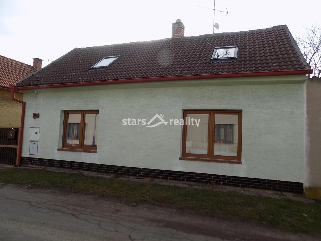 Prodej rodinného domu 5+1, Sány