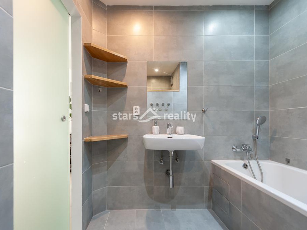 Prodej bytu 3+kk/L v OV 73 m2, Slaný ul. Okružní