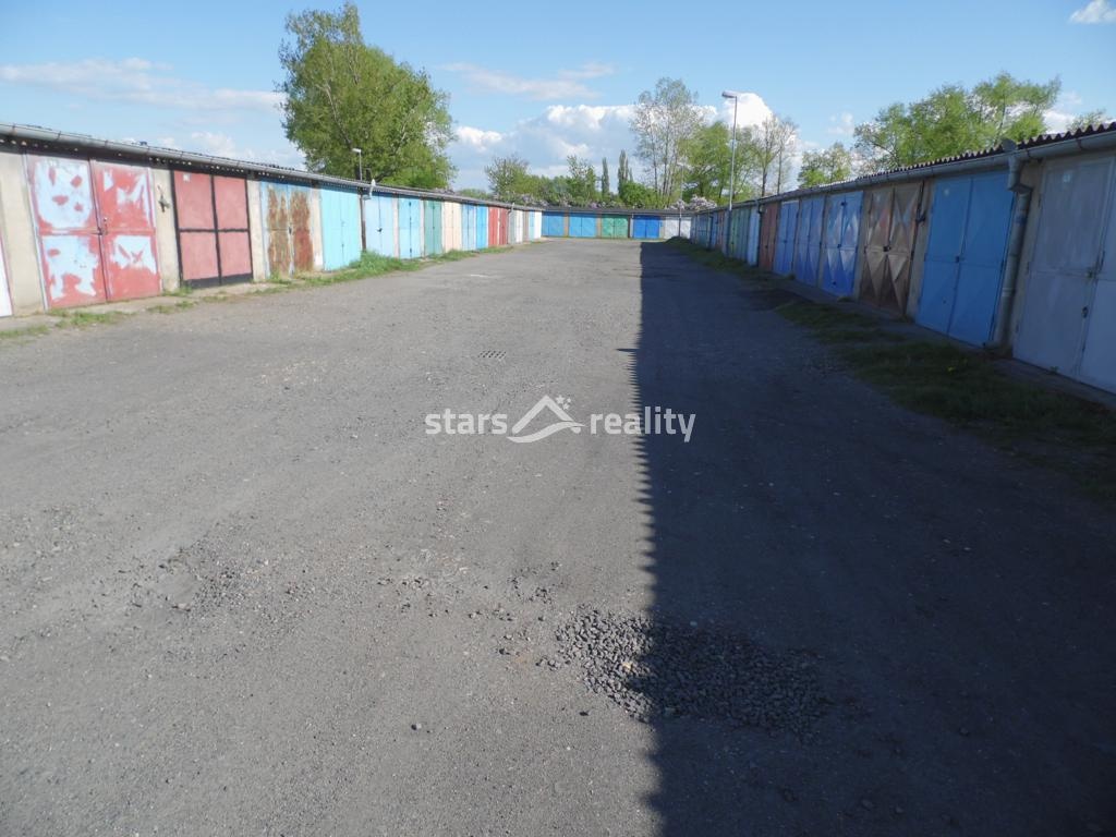 Pronájem garáže 18 m2, ul. Krakovská, Kralupy nad Vltavou