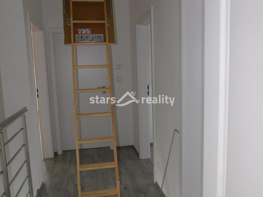 Prodej novostavby 5+kk, pozemek 800 m², Vinařice