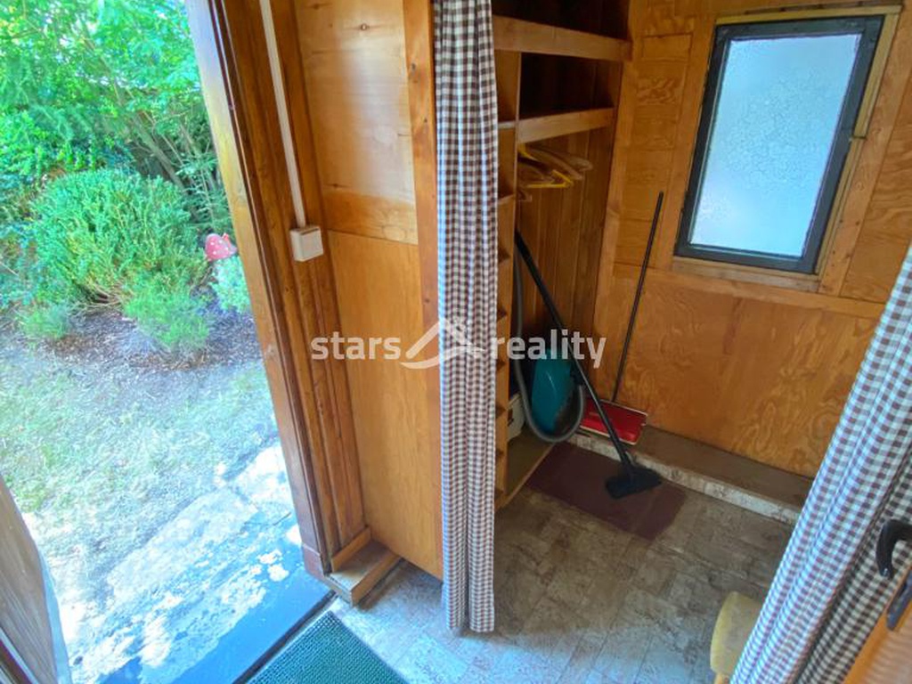 Prodej chaty 3+kk, 480 m2 pozemek Černé Voděrady - okr. Praha - východ