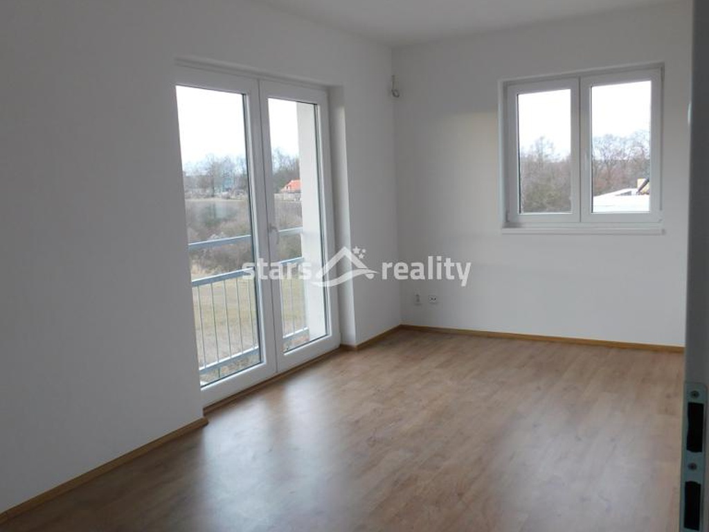 Prodej novostavby 5+kk, pozemek 800 m², Vinařice