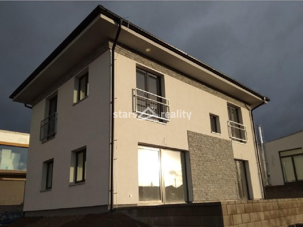 Prodej novostavby 5+kk, pozemek 800 m², Vinařice