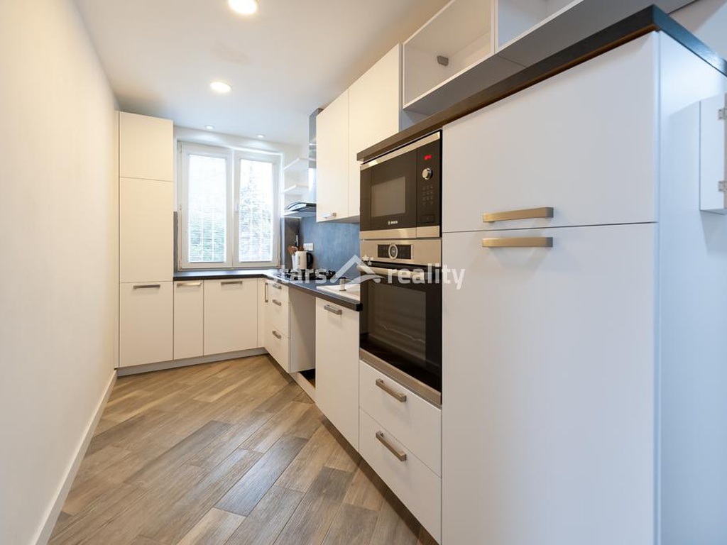 Prodej bytu 3+1/L 75 m2, cihla, po rekonstrukci, Mělník ul. Pod Vrchem