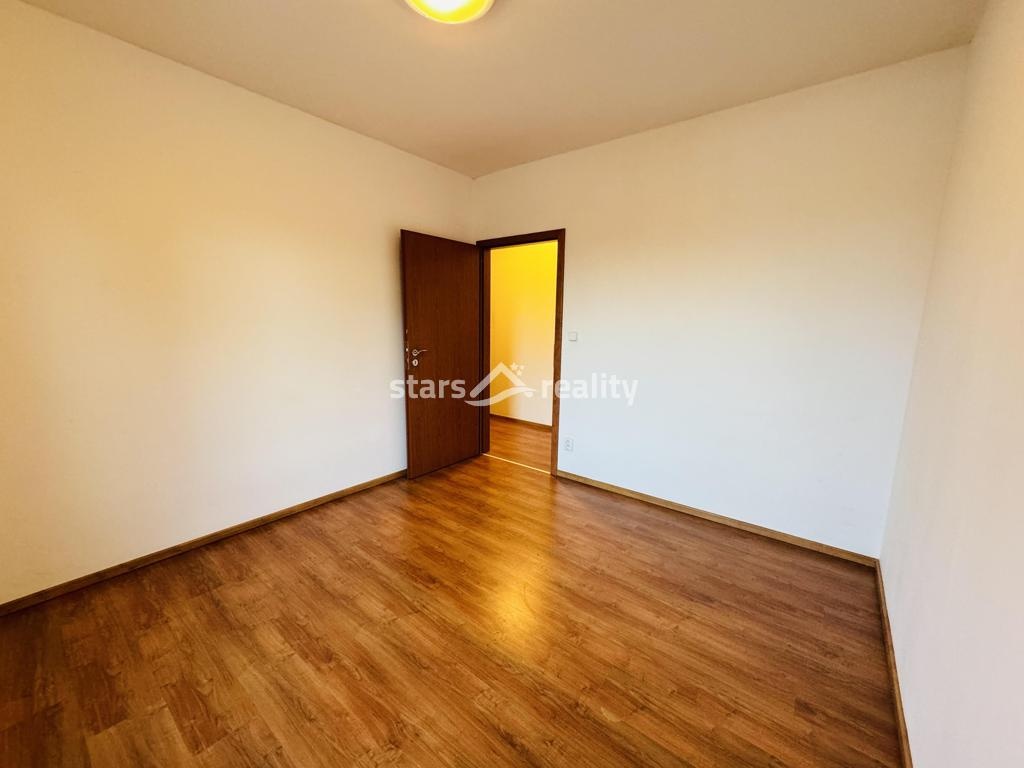 Pronájem bytu 2+kk 46m2, Bášť ul. Hlavní