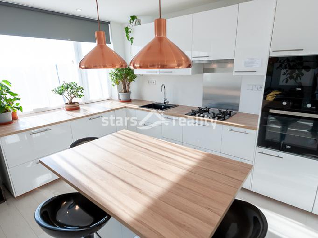 Prodej bytu 3+kk/L v OV 73 m2, Slaný ul. Okružní