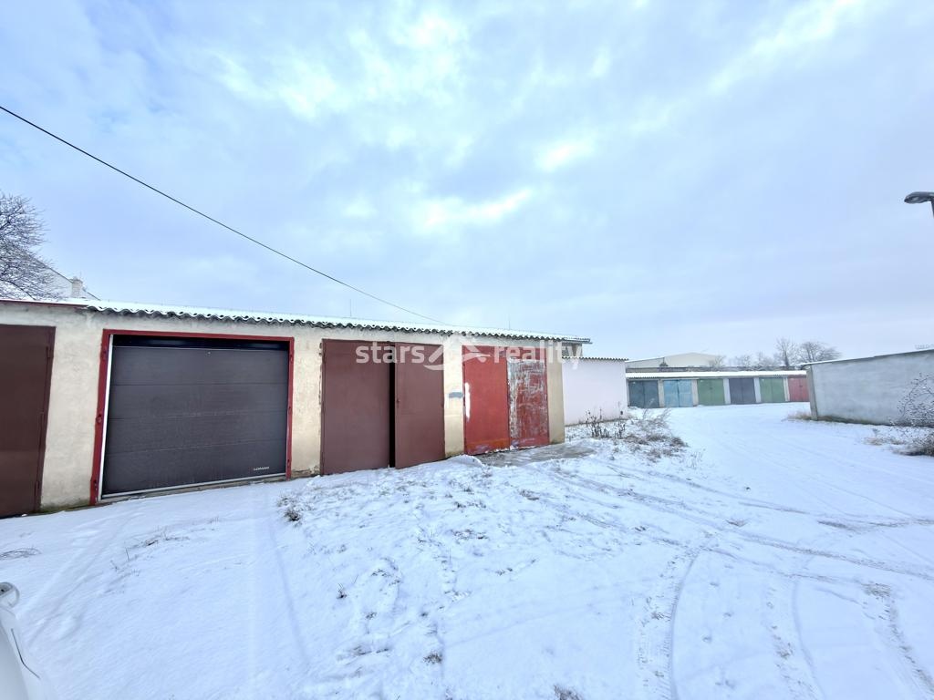 Prodej garáže 19 m2, Kralupy n. Vlt. - ul. Krakovská