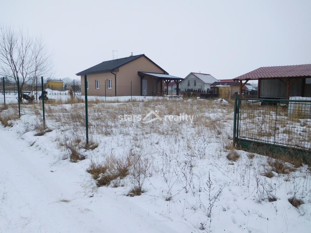 Pozemek k bydlení 500m2, Vadkovice, okr.Chomutov