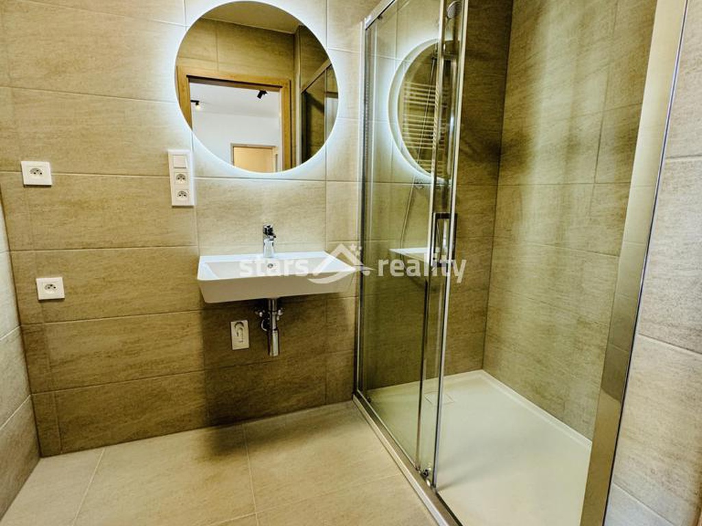 Pronájem bytu 1+kk 33 m2 + terasa 12 m2 + stání, Odolena Voda ul. Pod Sokolákem