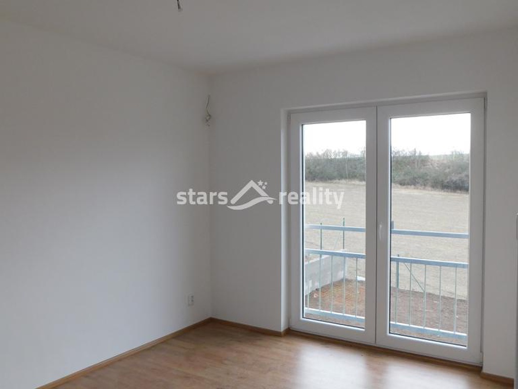 Prodej novostavby 5+kk, pozemek 800 m², Vinařice