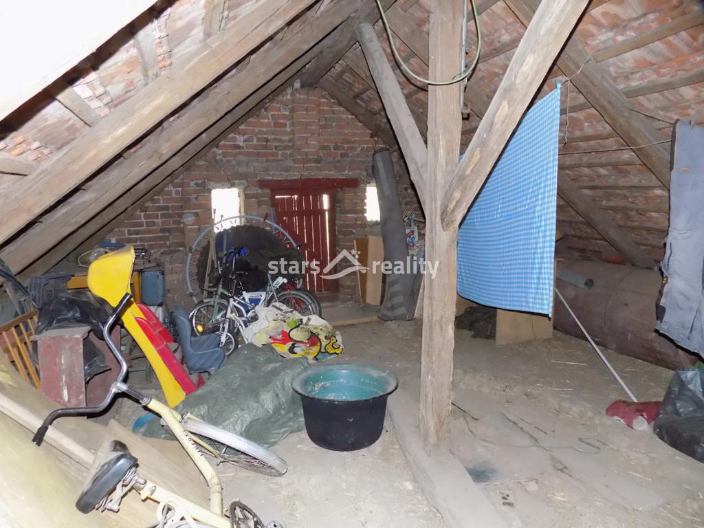 Prodej domu 3+1, na pozemku 182 m2 v Lužci nad Vlt.