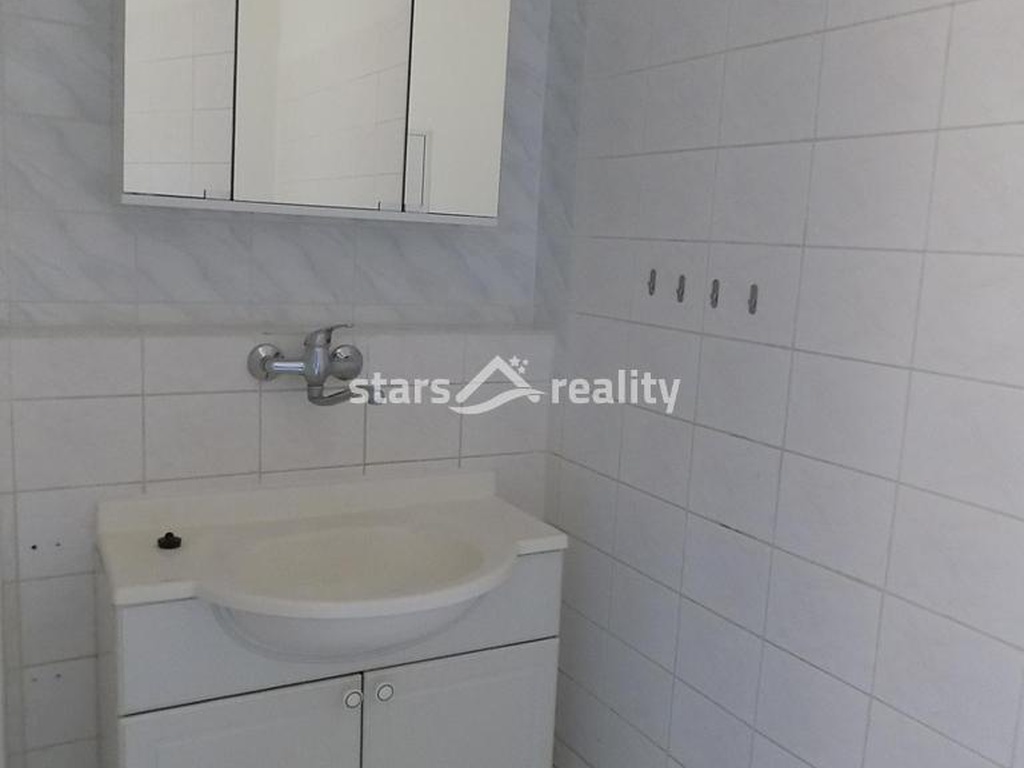 Pronájem bytu 3+kk se zasklenou lodžií, Praha - Krč