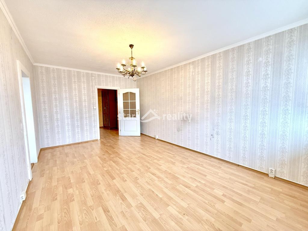 Pronájem bytu 3+1/L, 80m2 s možností garážového stání - ul.Děčínská Praha 9