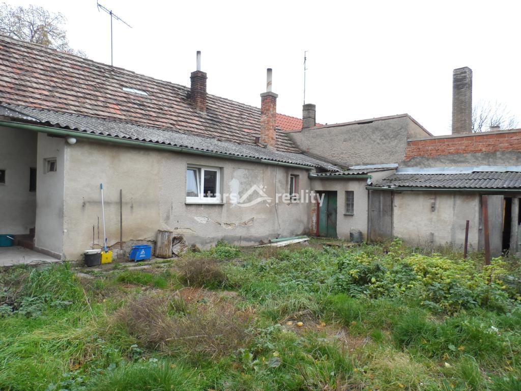 Prodej domu 3+1, pozemek 795 m², Vyšínek okr. Kladno