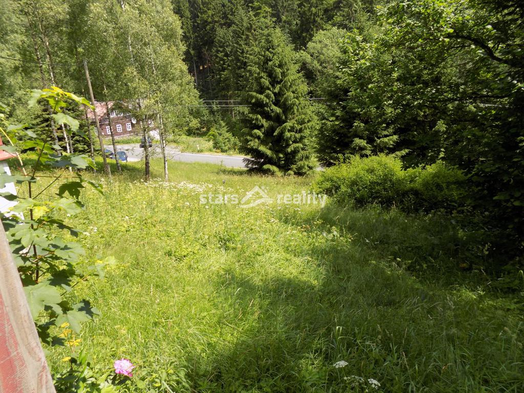 Prodej domu 4+1, pozemek 9523 m2, Desná III