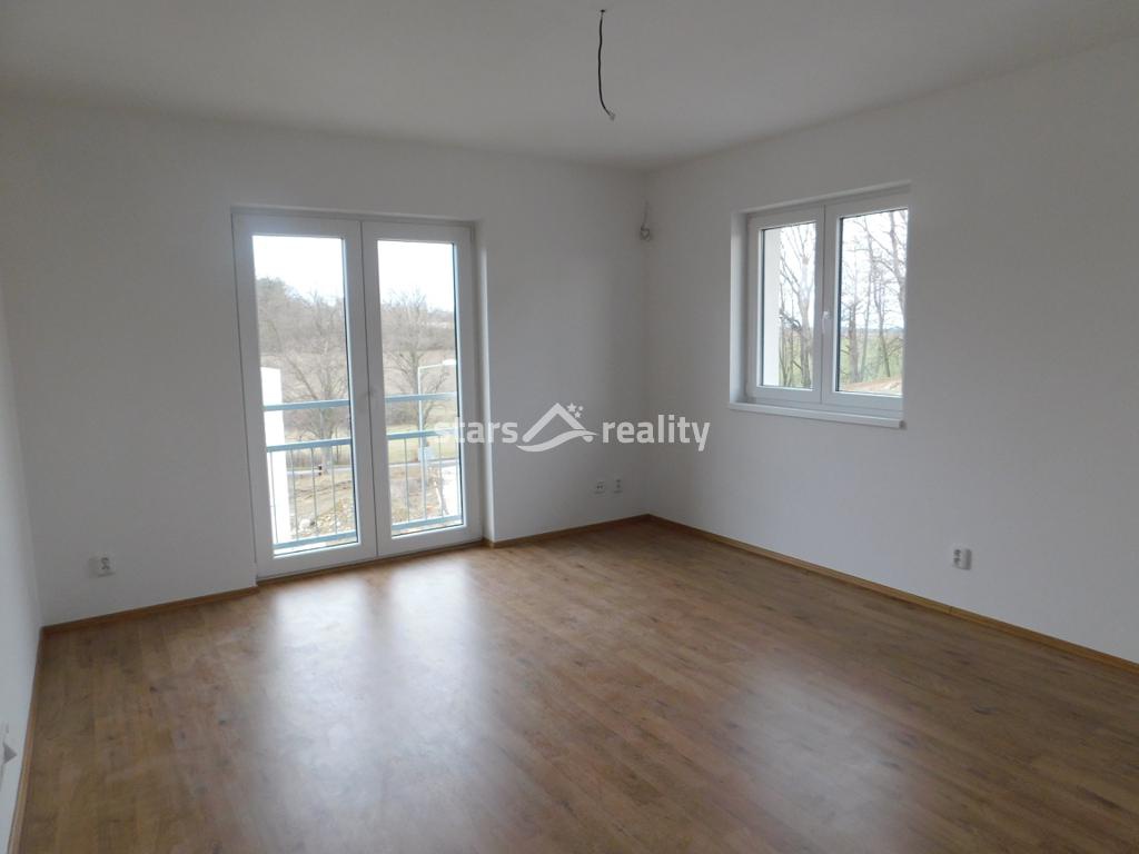 Prodej novostavby 5+kk, pozemek 800 m², Vinařice