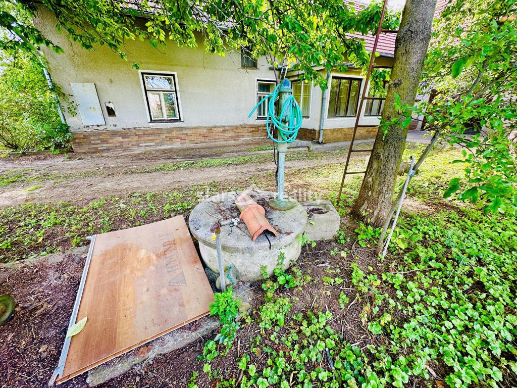 Prodej RD 3+1 se stodolou a pozemkem 1.164 m2, Spomyšl okr. Mělník