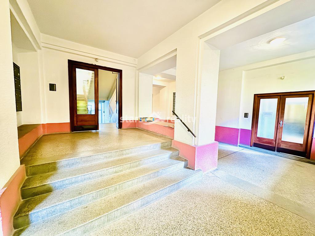 Prodej bytu 1+1, 36 m2, OV, cihla, Praha - Nusle