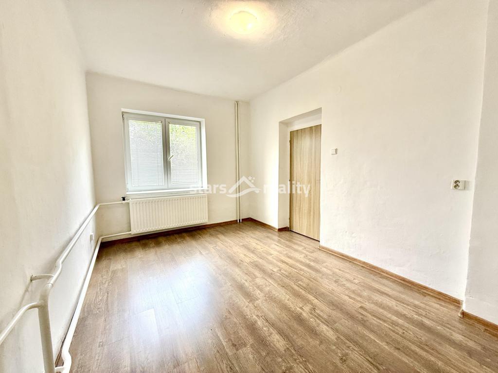 Prodej RD 5+2, pozemek 1208 m2, Nová Ves nad Lužnicí