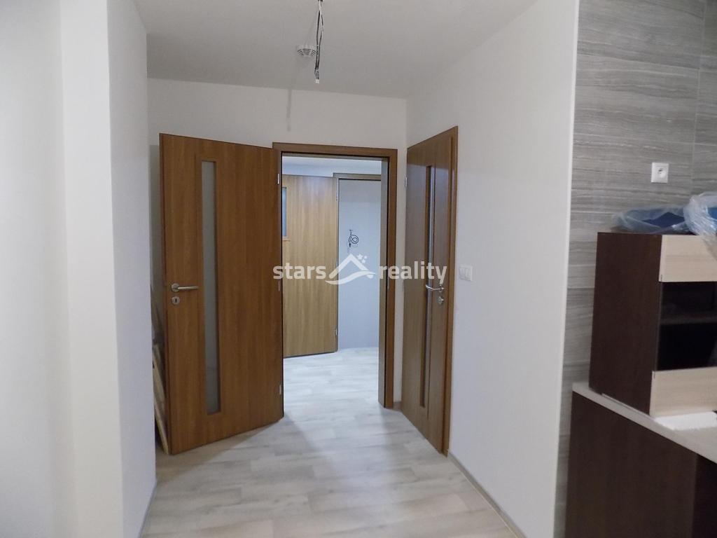 Pronájem bytu 3+1 v rodinném domě se zahradou v Čelákovicích