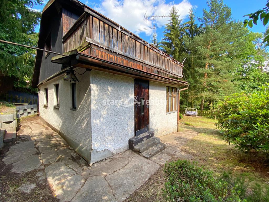 Prodej chaty 3+kk, 480 m2 pozemek Černé Voděrady - okr. Praha - východ