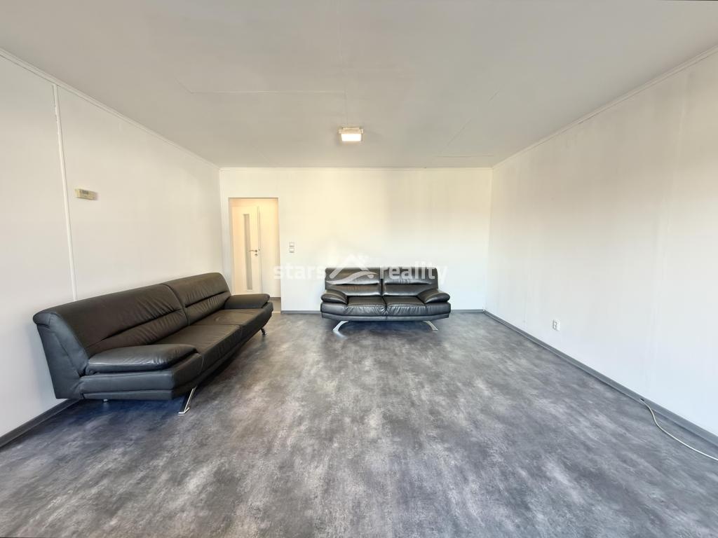 Prodej bytu 3+1, 75 m2, OV, ul. Jarní - Úžice