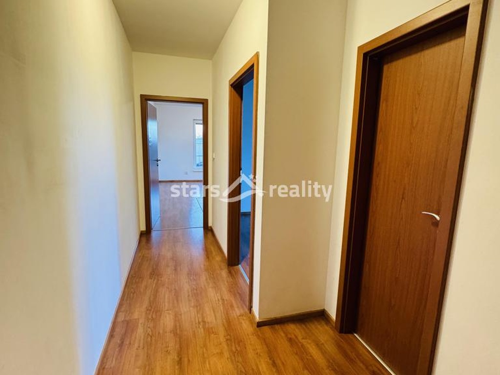 Pronájem bytu 2+kk 46m2, Bášť ul. Hlavní