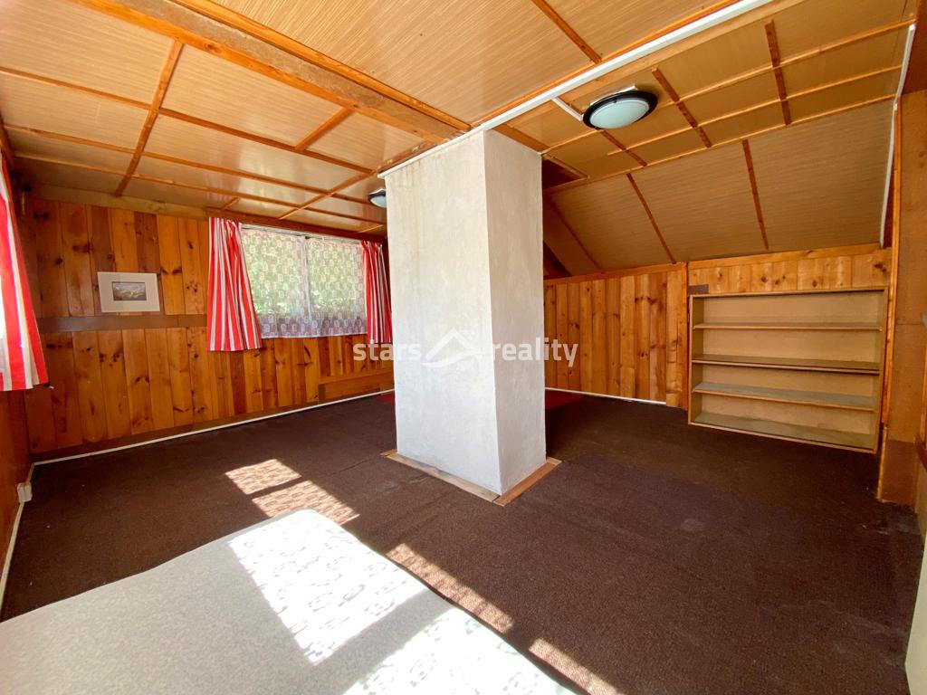 Prodej chaty 3+kk, 480 m2 pozemek Černé Voděrady - okr. Praha - východ