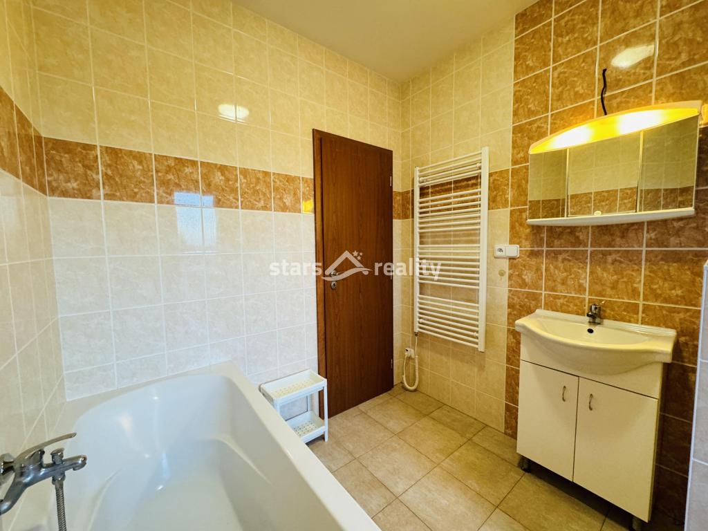 Pronájem bytu 2+kk 46m2, Bášť ul. Hlavní