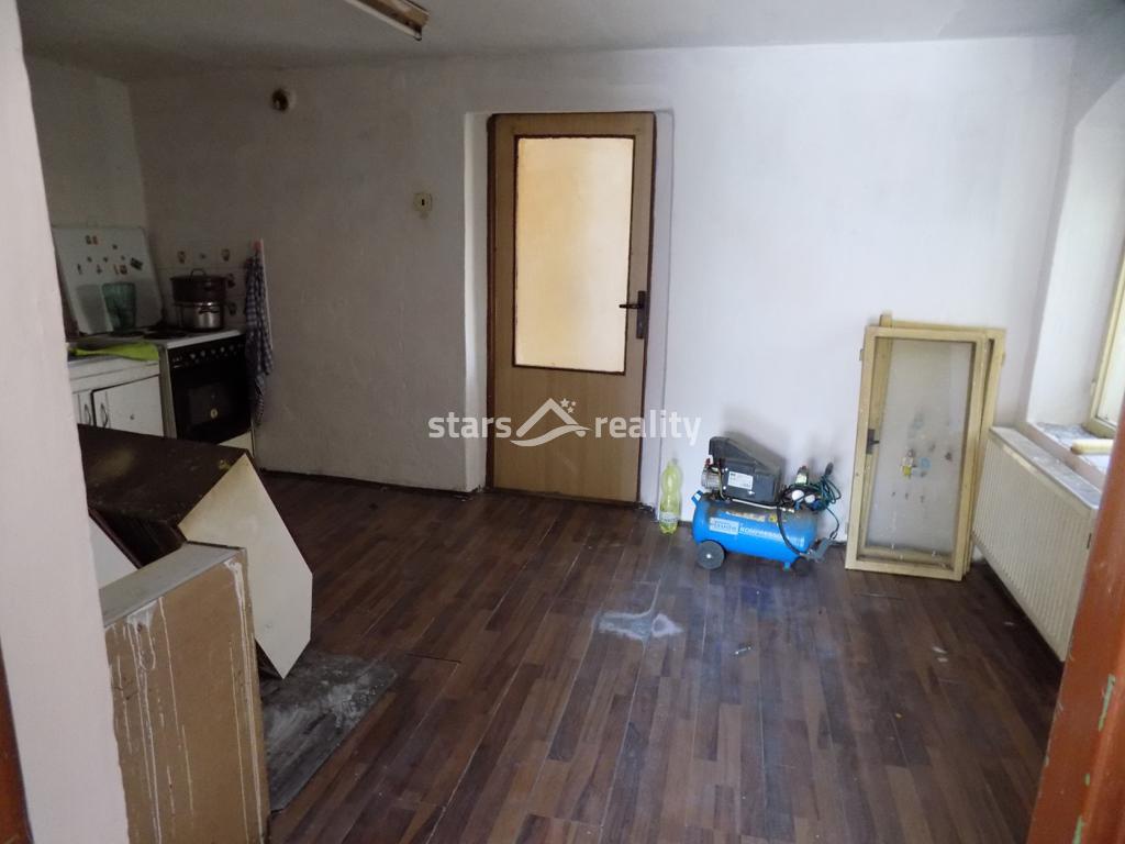 Prodej domu 3+1, na pozemku 182 m2 v Lužci nad Vlt.