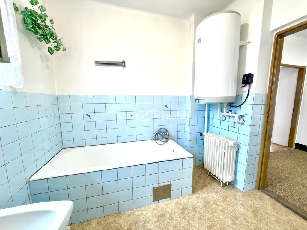 Prodej rodinného domu 4+1 se zahradou 870 m², Zlosyň, okres Mělník