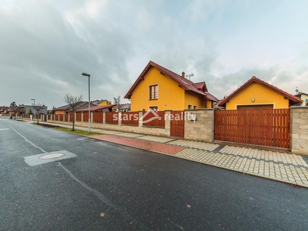 Prodej RD 5+kk s pozemkem 779 m2, Žatec okr. Louny