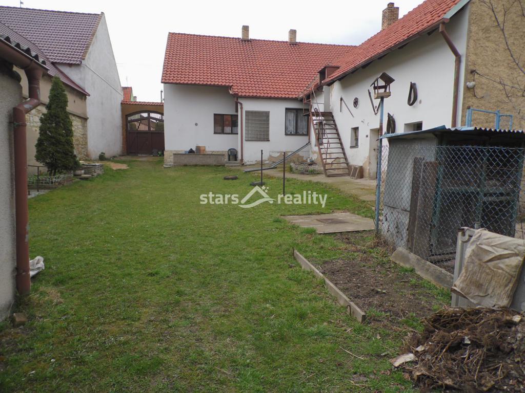 Prodej RD 4+1 s garáží a stodolou Dřínov okr. Kladno