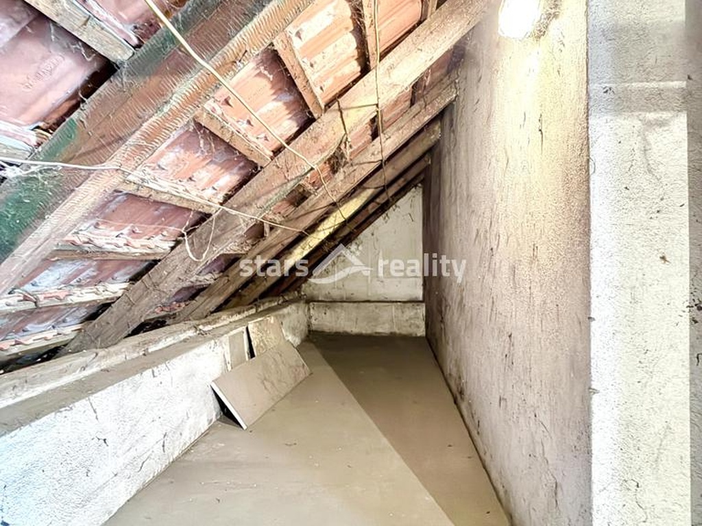 Prodej rodinného domu 4+1 se zahradou 870 m², Zlosyň, okres Mělník