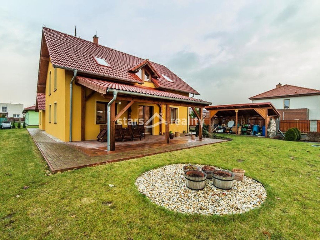 Prodej RD 5+kk s pozemkem 779 m2, Žatec okr. Louny