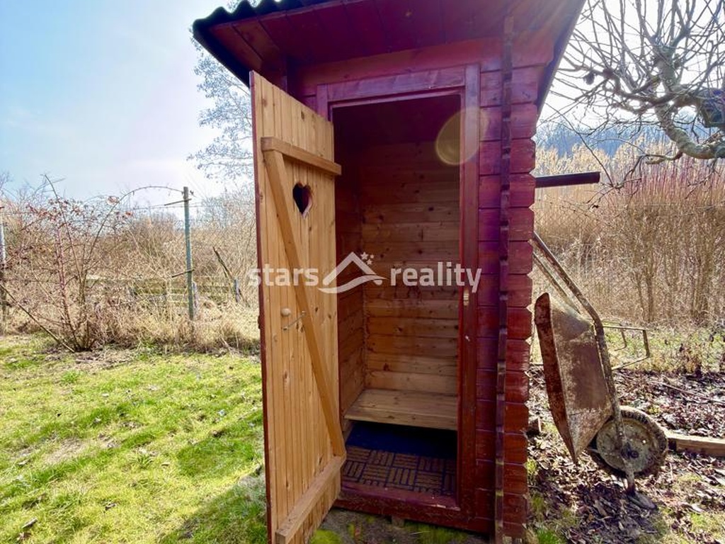 Prodej zděné chaty se zahradou Kralupy n.Vlt. Zeměchy