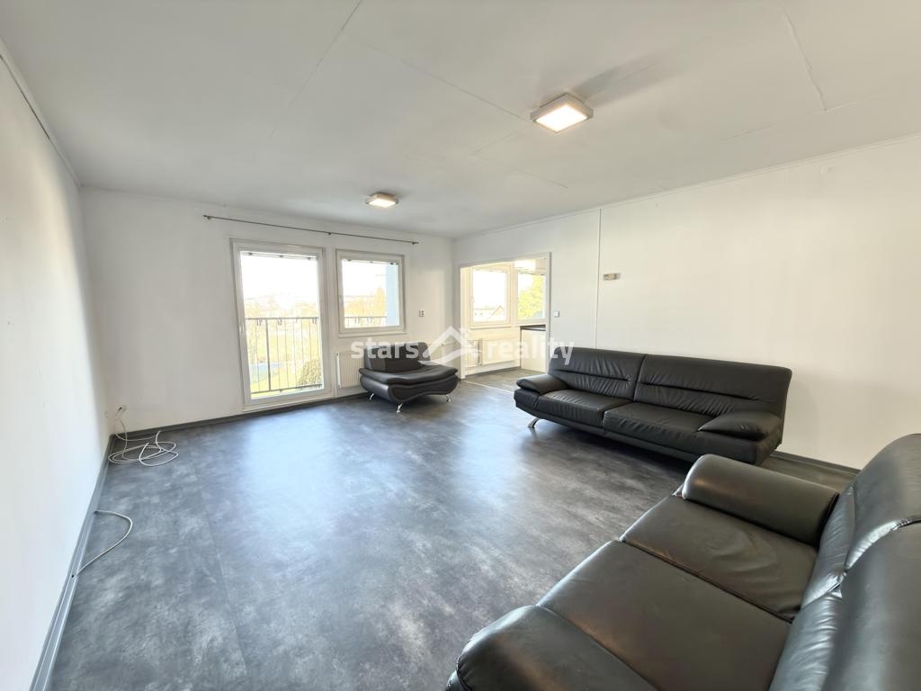 Prodej bytu 3+1, 75 m2, OV, ul. Jarní - Úžice