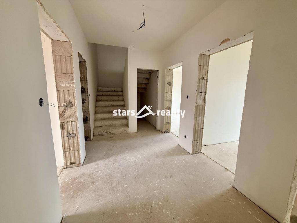 Prodej novostavby RD 5+kk s garáží, Veltrusy okr. Mělník