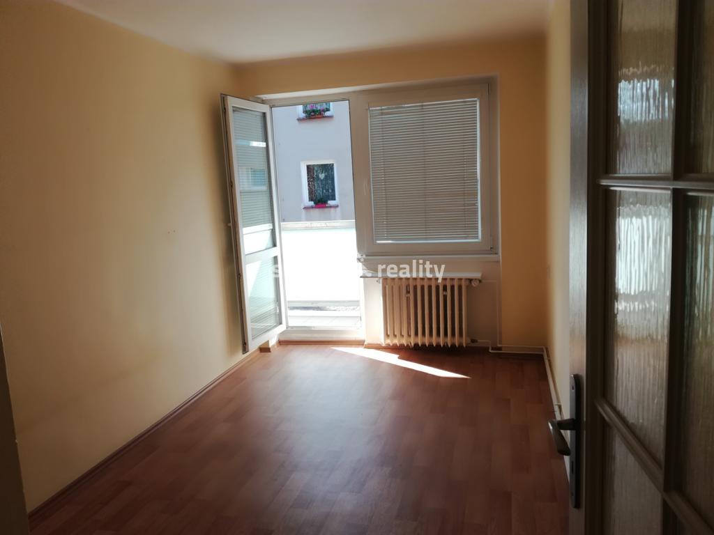 Prodej bytu v DV 4+1/L, garáž, Liběšice, okr.Litoměřice
