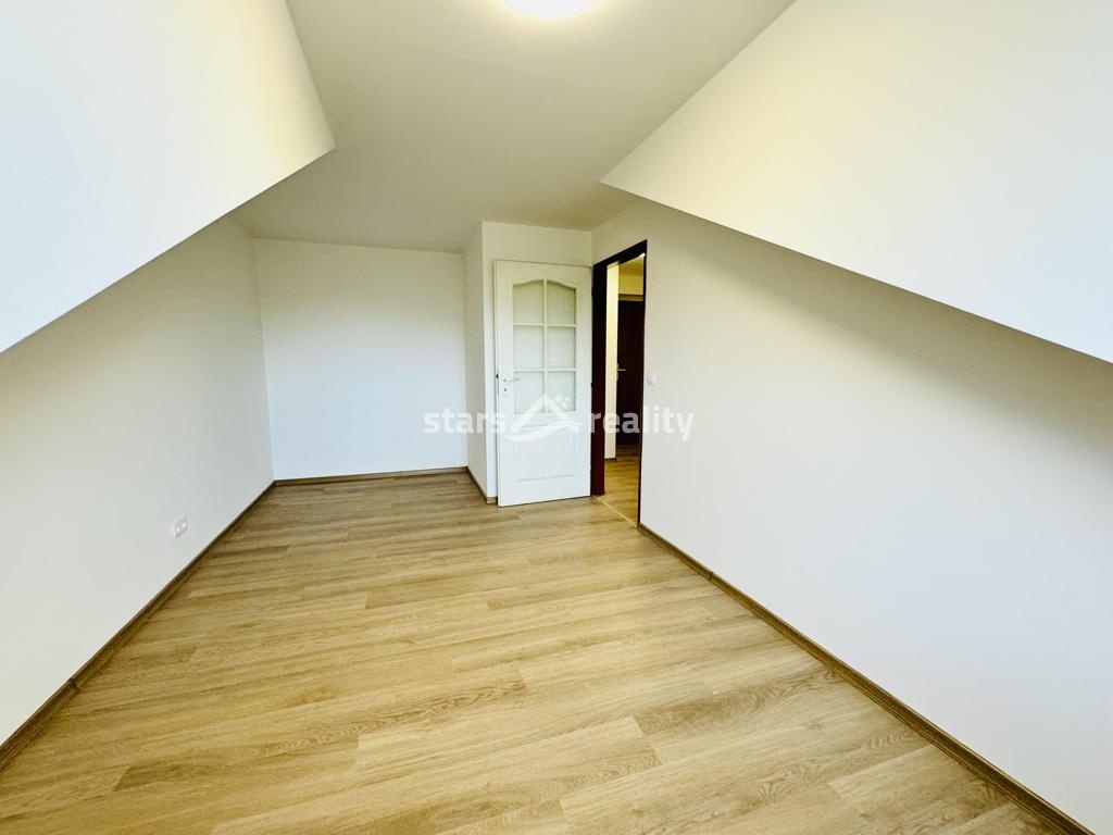 Pronájem bytu 1+1, 37 m2, Kralupy n.Vlt.- Lobeček